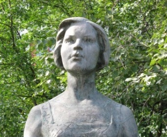 Памятник М. Мелентьевой